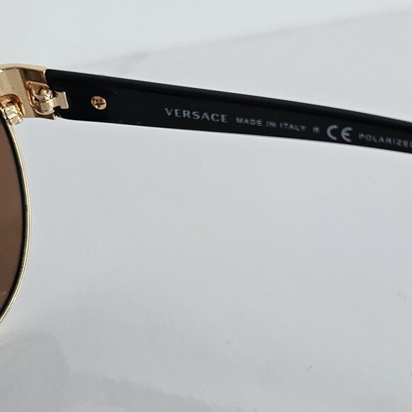 VERSACE SUNGLASSES -AVIATOR STYLE! - Picture 7 of 14